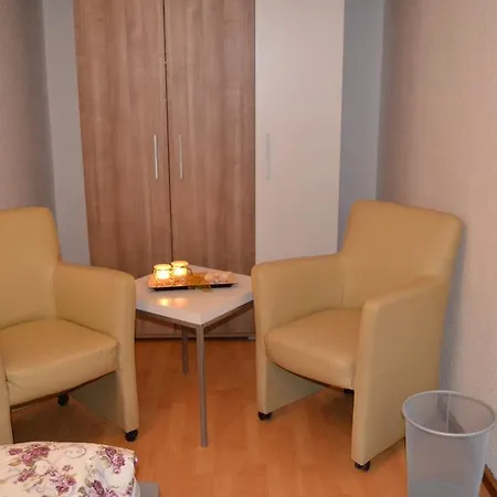 Alojamento de Acomodação e Pequeno-almoço Schniers Hof Fuhrberg